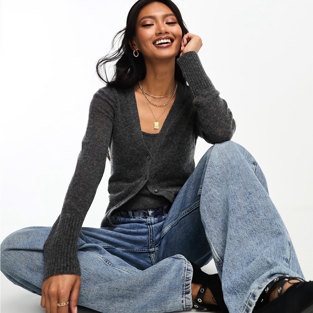 Abercrombie & Fitch — merino blend two-piece tank and cardigan set